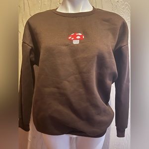 Brown crew neck sweatshirt with mushroom embroidery!